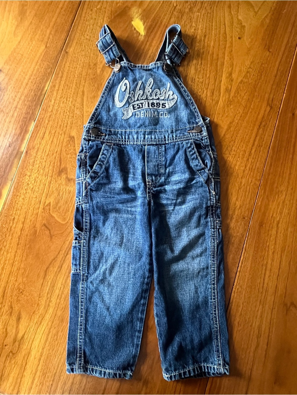 Oshkosh B’gosh Vestbak Blue Denim Toddler Overalls Size 2T Logo